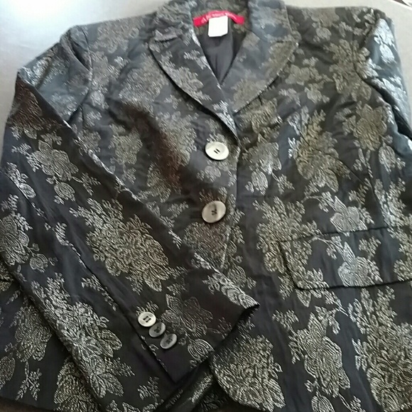 NEW NO TAGS ANNE KLEIN BLACK/GOLD SHORT BLAZER
