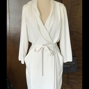Aritzia Wilfred Creme Wrap Dress