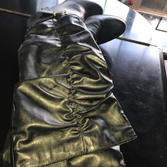 Boots! - Picture 2 of 4