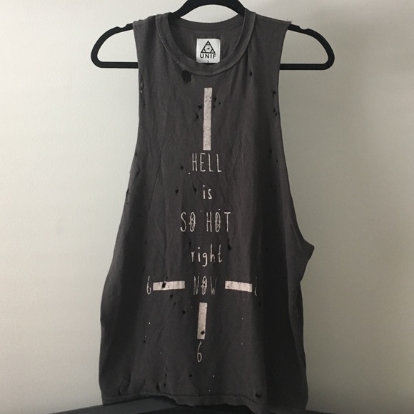 UNIF muscle tee
