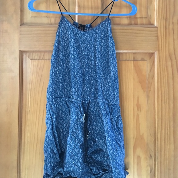 Short jumpsuit - Picture 3 of 3