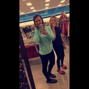 Meet your Posher, Melanie