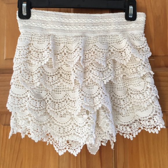 Lace shorts