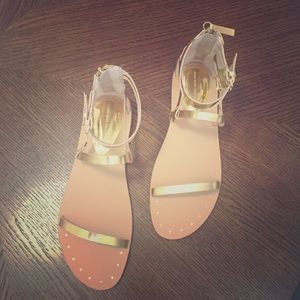 ZARA BRAND NEW GOLD sandals