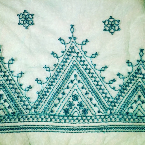 Free People see through crop top size Medium - Picture 2 of 4