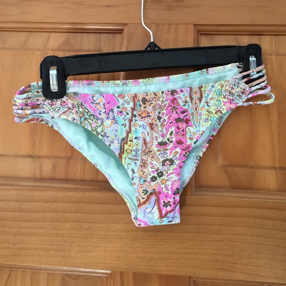 Swim bottoms
