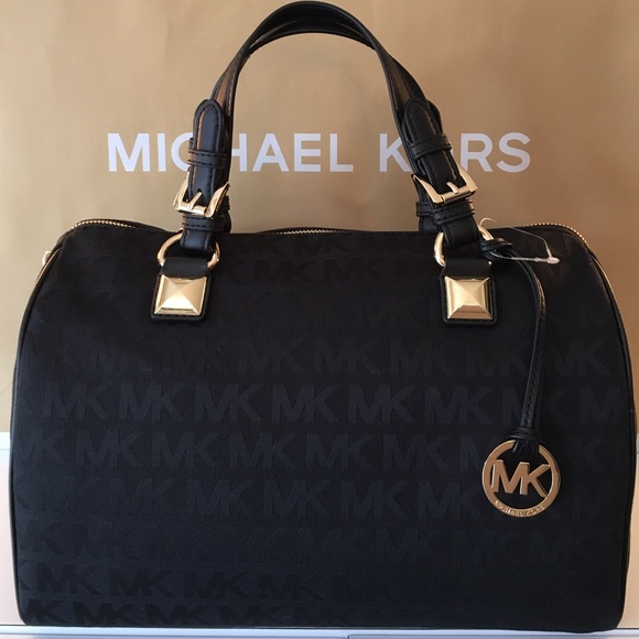 Michael Kors Handbags - 🆕MICHAEL KORS NEW LARGE SHOULDER/CROSSBODY 💯AUTH