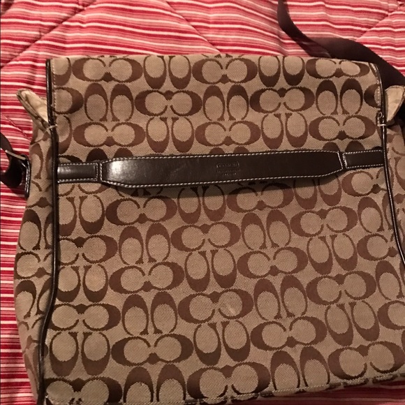 Coach Bags Authentic Coach Signature Laptop Messenger Bag Poshmark