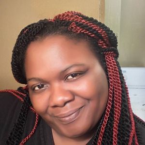 Meet your Posher, Latasha