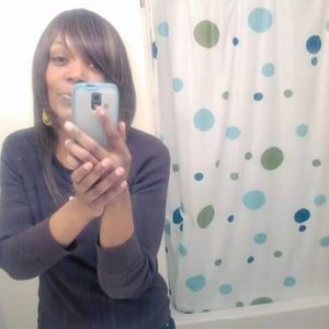 Meet your Posher, Candice