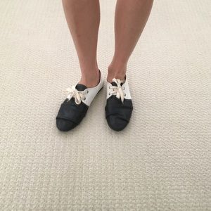 Black and White Color Block Oxford Ballet Flats