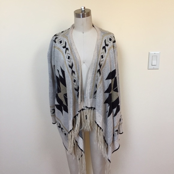 NWOT Aztec print cardigan