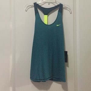 Nike tank