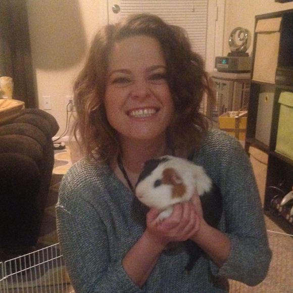 Meet your Posher, Katie - Picture 2 of 3