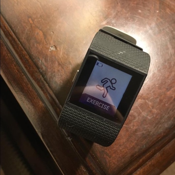 Surge Fitbit watch main image 4