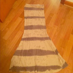 Threads 4 Thought XS Bottle Skirt