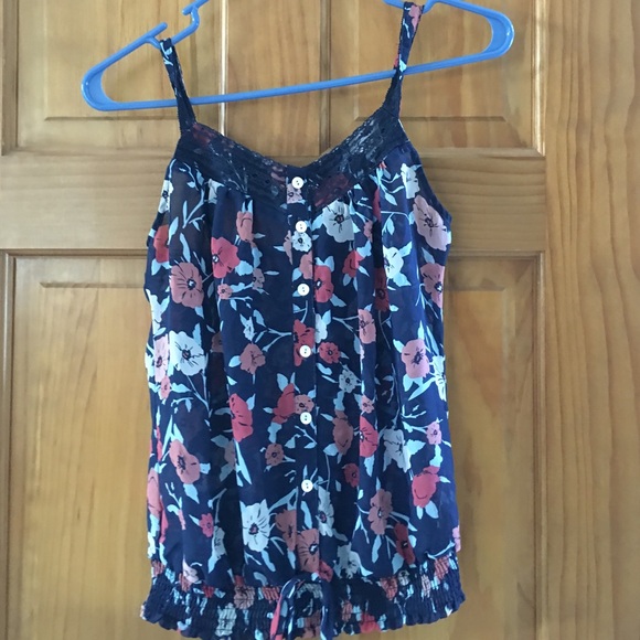 Sleeveless top
