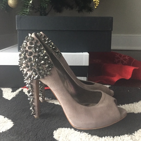Sam Edelman spiked heel