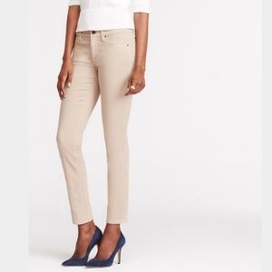 ✨Ann Taylor denim! Modern fit✨