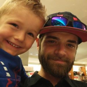 Meet your Posher, Derrick