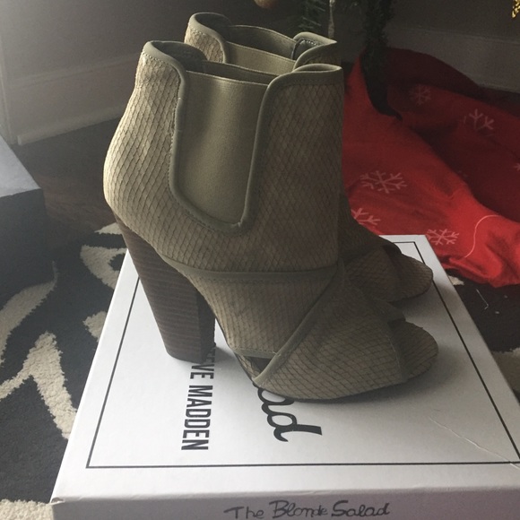 Steve Madden booties