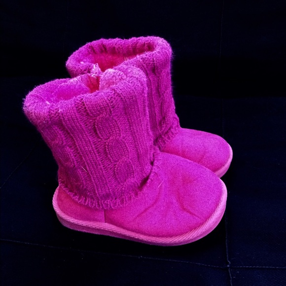 Other - Pink Sweater Girls Winter Boots