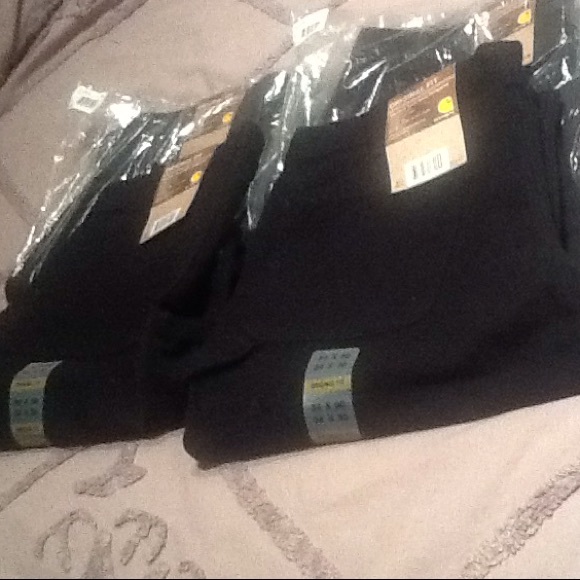 ๐ฃ๐HOST PICK๐๐ฃ SOLD - Picture 3 of 5