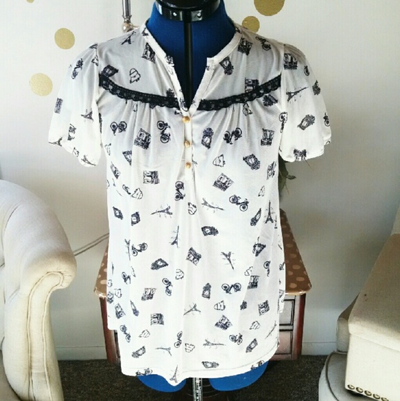 Tutta Bella Maternity shirt