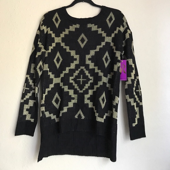 sweater - Picture 3 of 5