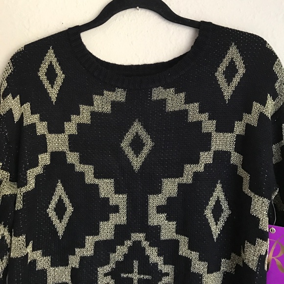 sweater - Picture 4 of 5