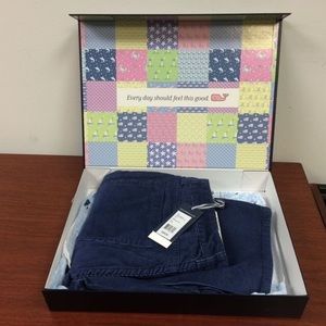 BNWT boys vineyard vines corduroy blue pants!