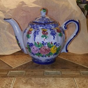 Teapot
