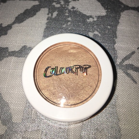 ✨ Colourpop Wisp Highlighter ✨