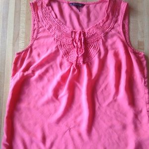 Daisy Fuentes brand Size XS sleeveless blouse