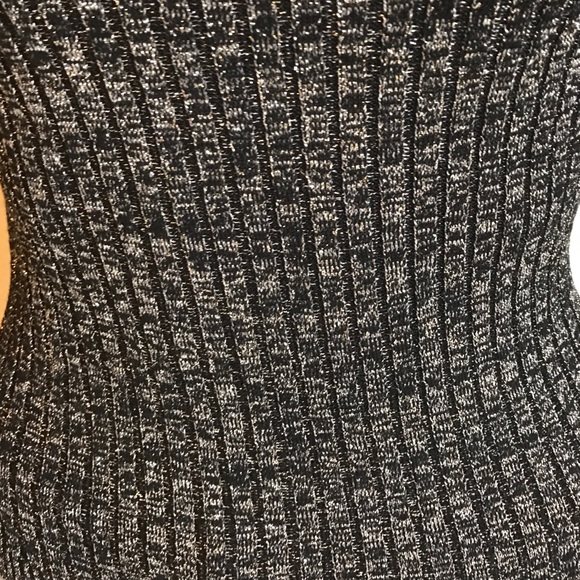 Sweater - Picture 4 of 4