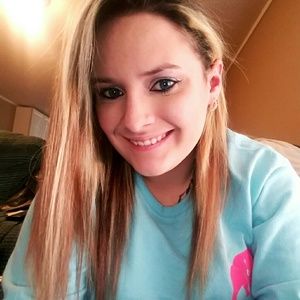 Meet your Posher, Savannah