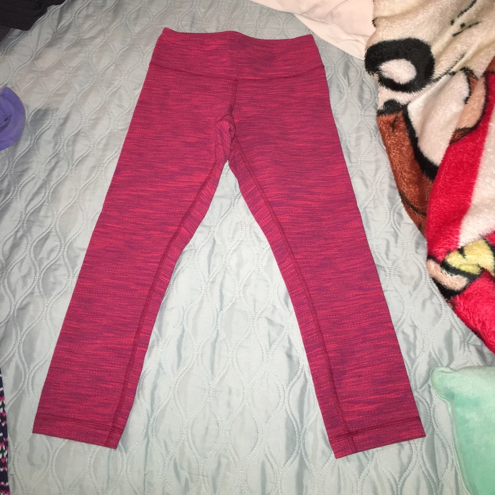 Lululemon Crop (2)