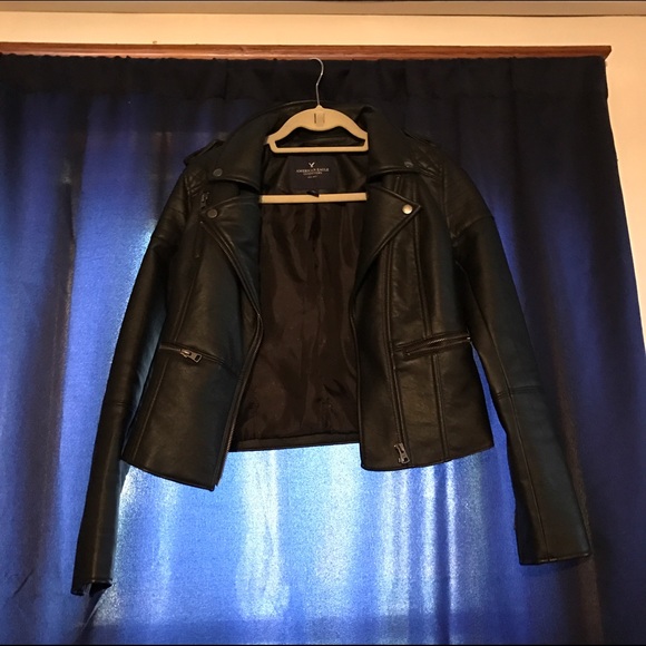 NWOT American Eagle Faux Leather Bomber Jacket