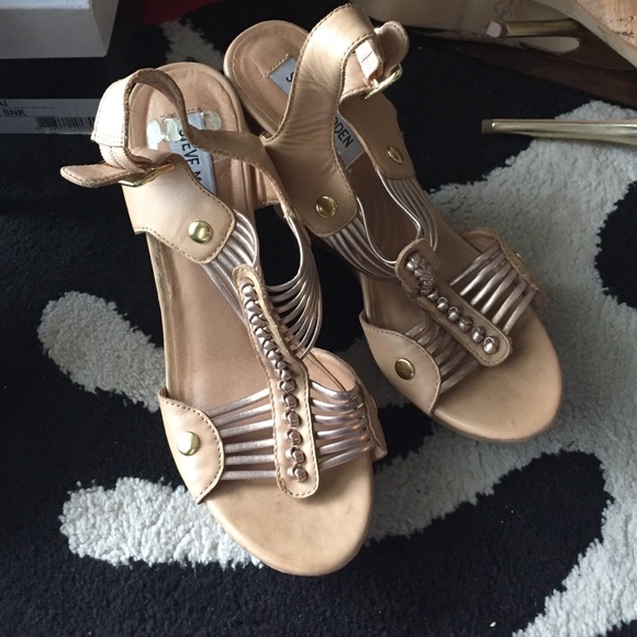 Steve Madden wedges