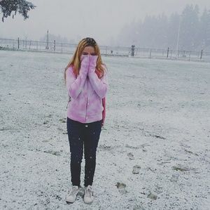 Meet your Posher, Hailey