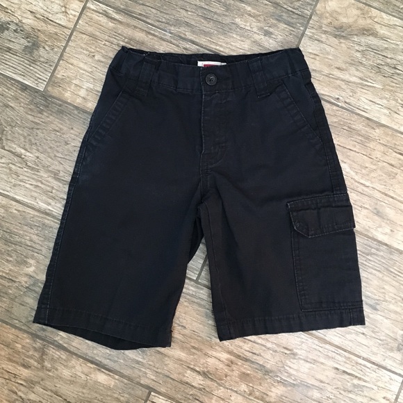 Levi's light weight black shorts
