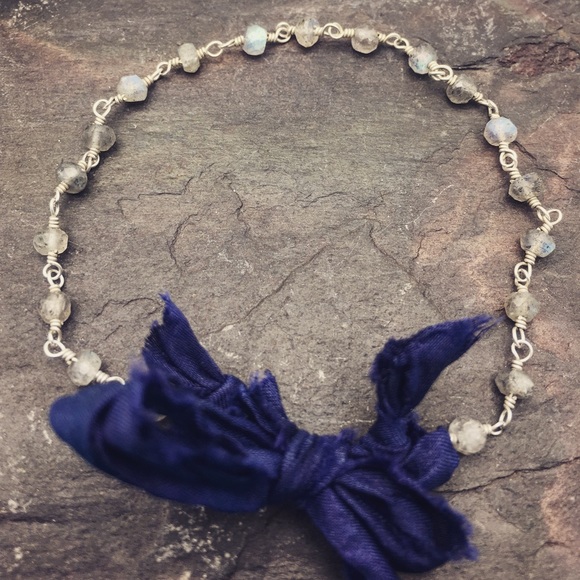 2 Labradorite Tie knot bracelet - Picture 4 of 4