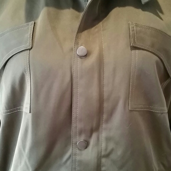 Satiny green jacket - Picture 4 of 4