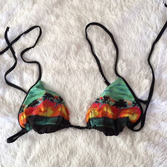 Bikini Top - Picture 1 of 1