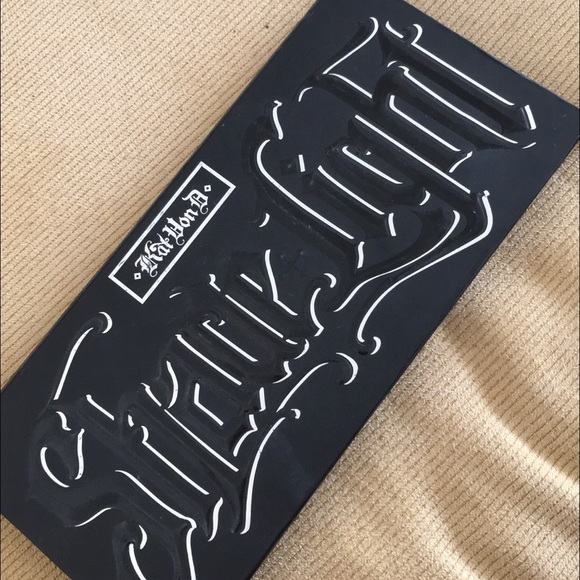 Kat Von D Other - 🔥🔥KAT VON D SHADE+LIGHT CONTOUR PALETTE🔥🔥