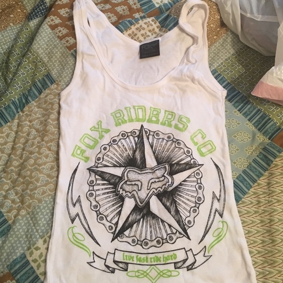 Fox tank top 😍
