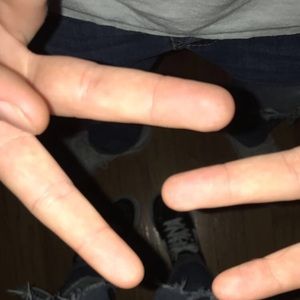 Meet your Posher, Jona