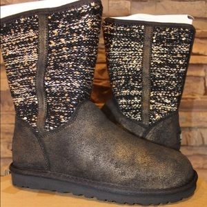 Uggs Ugg Australia size 6 NEW Black sequin
