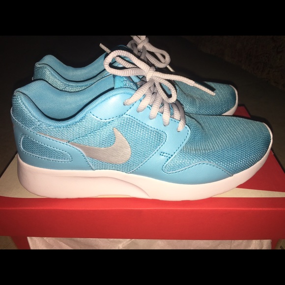 Nike Kaishi