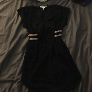 BCBG generation XS tunic/dress with belt